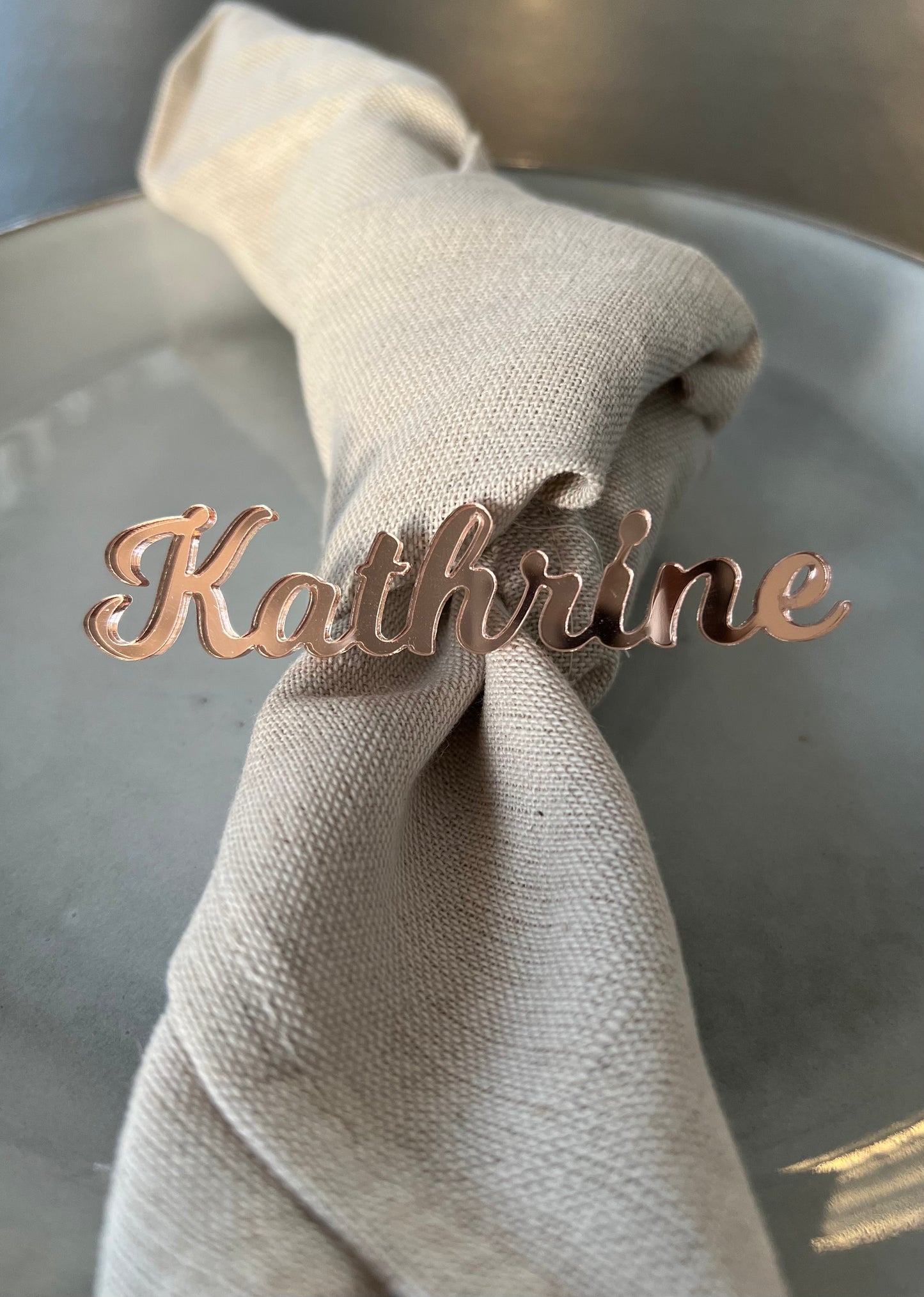 Laserskåret navneskilt