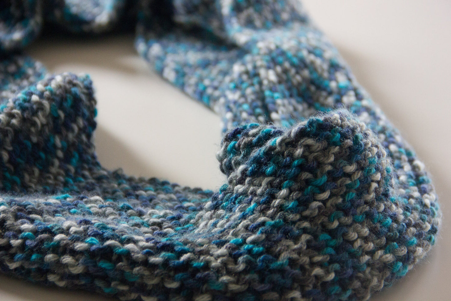 Blue Round Knitted Scarf